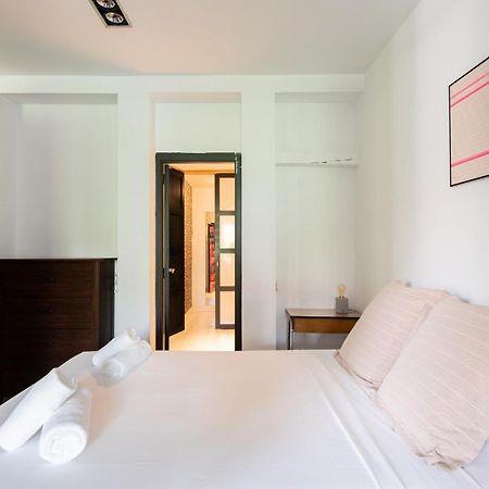 Apartamento En Tirso De Molina Apartment Madrid Bagian luar foto