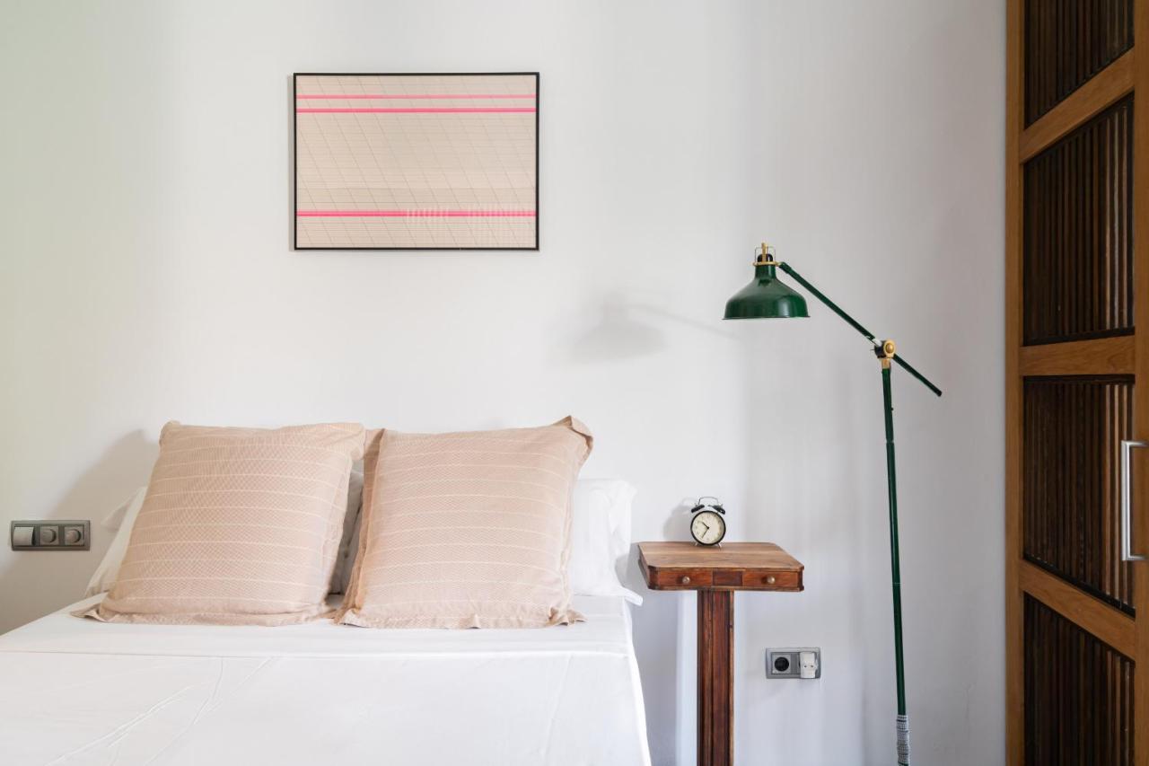 Apartamento En Tirso De Molina Apartment Madrid Bagian luar foto