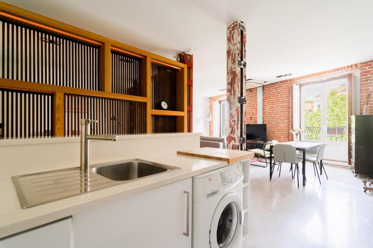 Apartamento En Tirso De Molina Apartment Madrid Bagian luar foto